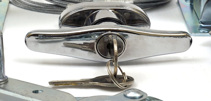 garage door lock repair in Sunland